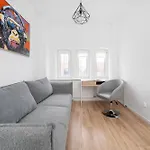 Apartment Baluty - Workspace, Parks & Railway Nearby Lodz