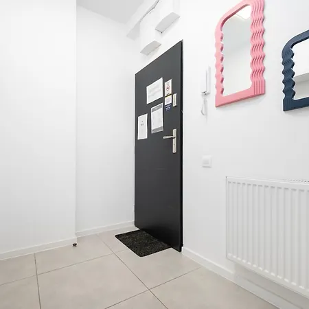 Baluty - Workspace, Parks & Railway Nearby