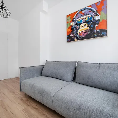 Baluty - Workspace, Parks & Railway Nearby Apartmán *