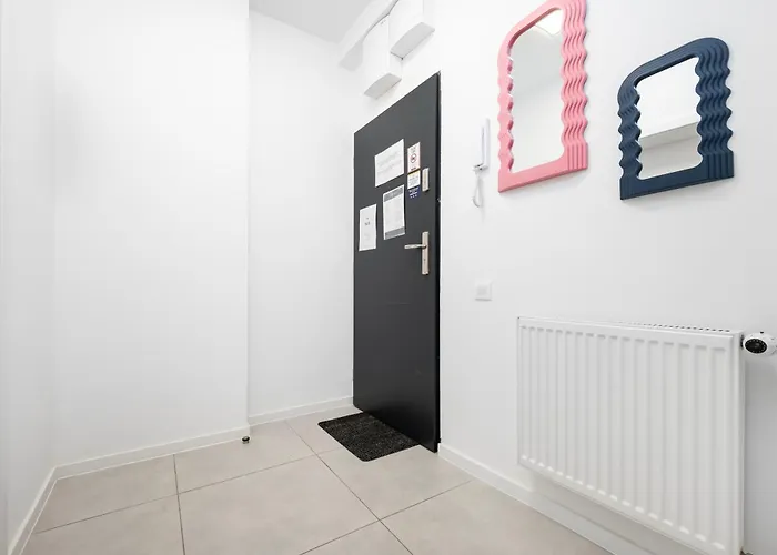 Baluty - Workspace, Parks & Railway Nearby